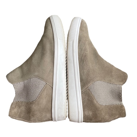 Steve Madden Suede Booties - Picture 5 of 6